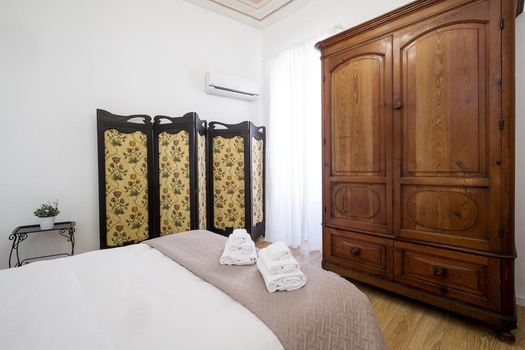 Aragona Rooms Palermo Exterior photo